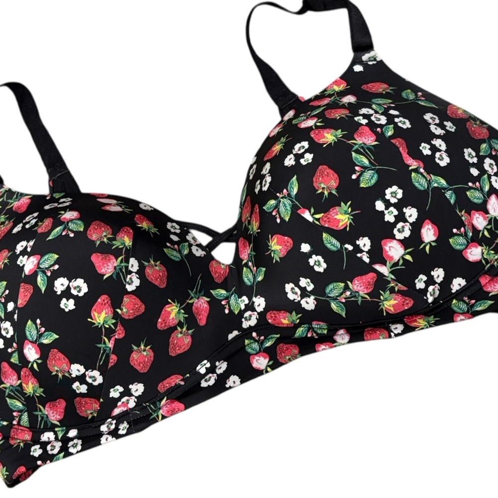 TORRID Women’s Perfect T-Shirt Bra Strawberry Bloom Rich Black Size 38DDD - Picture 2 of 10